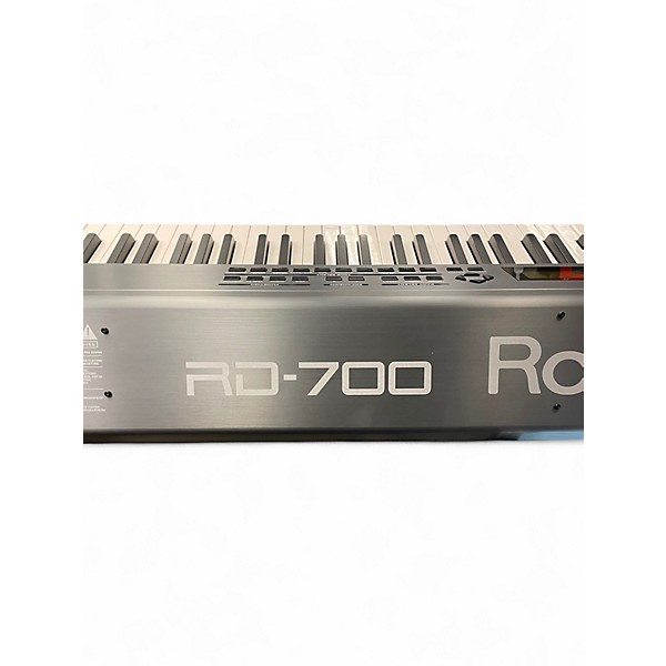 Used Roland RD700 Keyboard Workstation