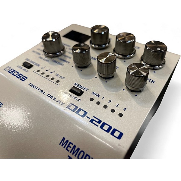 Used BOSS DD200 Digital Delay Effect Pedal