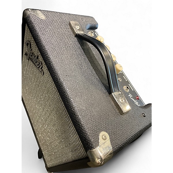 Used Fender Rumble 15 15W 1X8 Bass Combo Amp