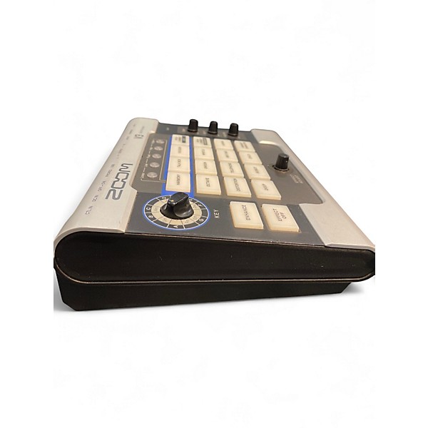 Used Zoom V3  Vocal Processor