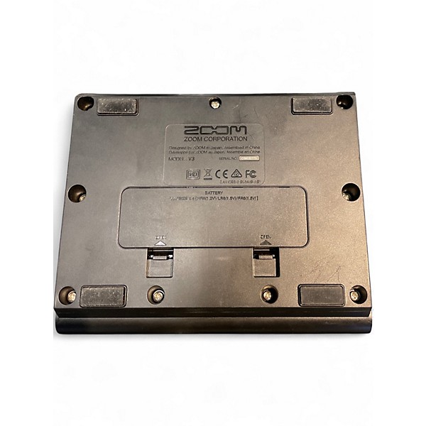 Used Zoom V3  Vocal Processor