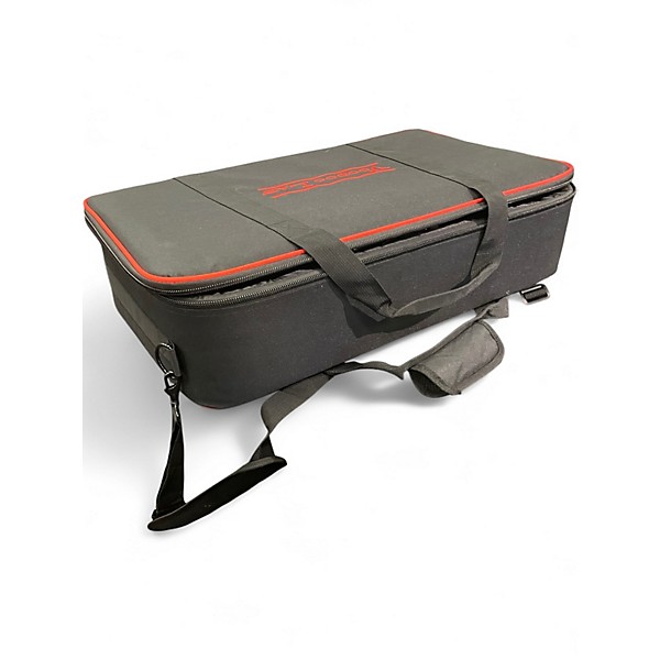 Used Voodoo Lab Dingbat Pedal Board