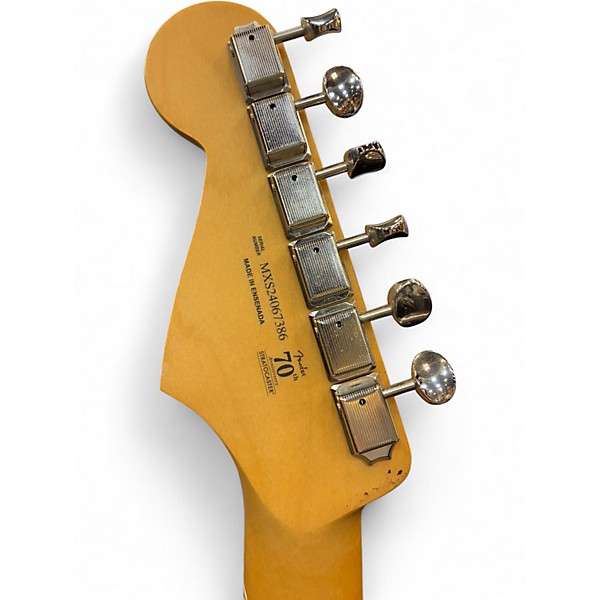 Used Fender player II Stratocaster HSS Candy Apple Red Solid Body Electric Guitar