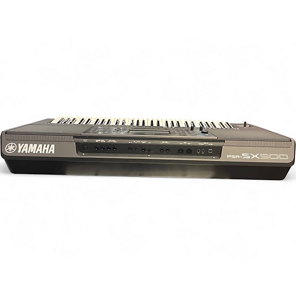 Used Yamaha PSRSX900 Portable Keyboard