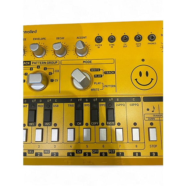 Used Behringer TD3AM Synthesizer