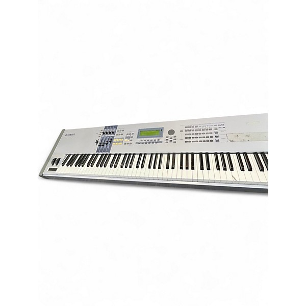 Used Yamaha Motif 8 88 Key Keyboard Workstation