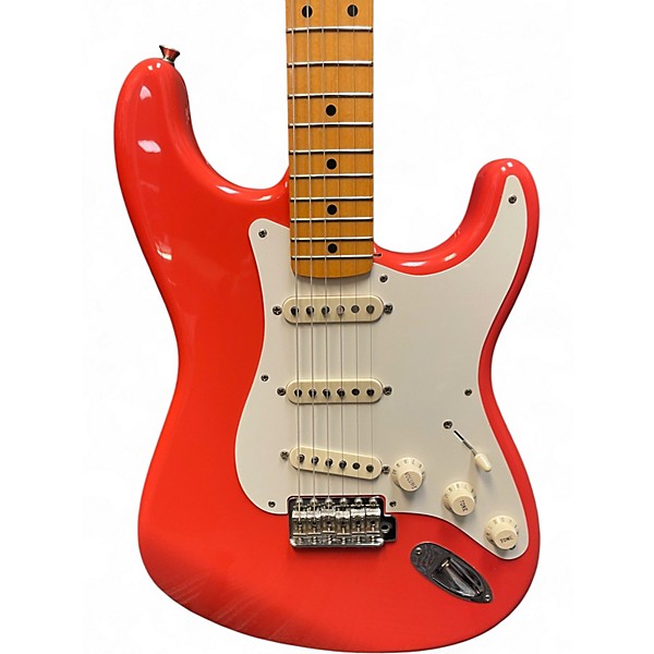 Used 2006 Fender Classic Series '50s Stratocaster Fiesta Red Solid Body Electric Guitar
