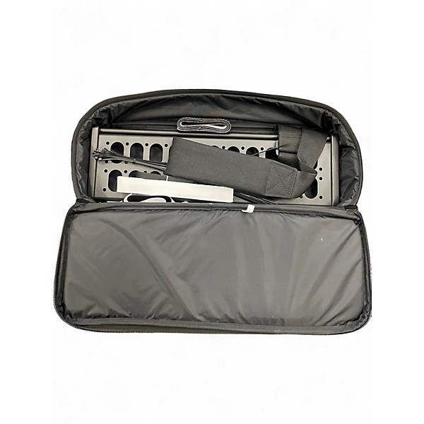 Used Livewire PB200 STUDIO Pedal Board