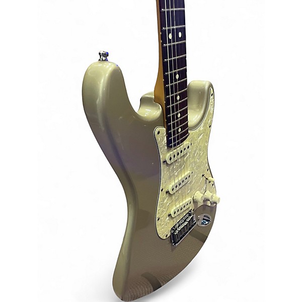 Used Fender Roadhouse Stratocaster Shoreline Gold Solid Body Electric Guitar