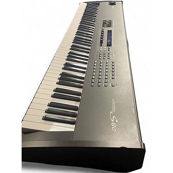 Used Yamaha S80 Synthesizer