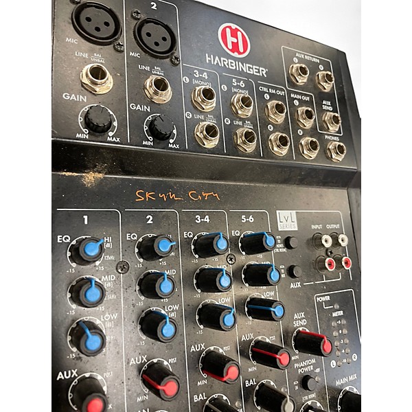 Used Harbinger L802 Unpowered Mixer