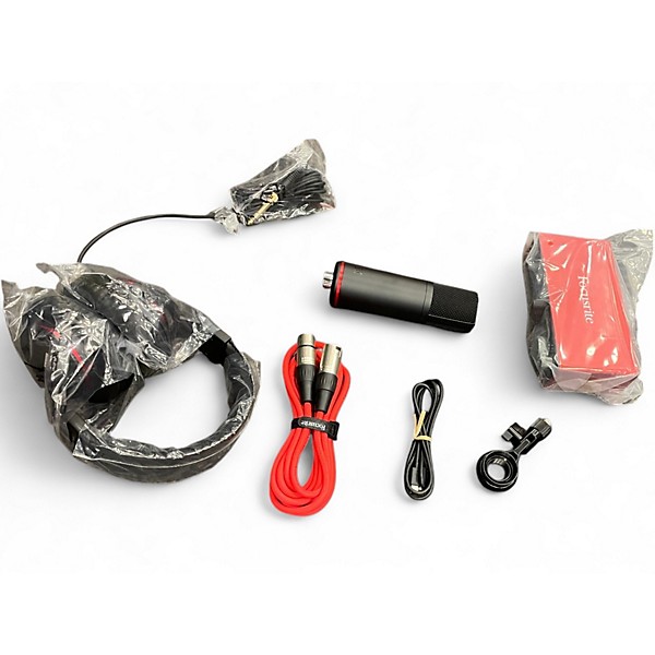 Used Focusrite 2I2 STUDIO