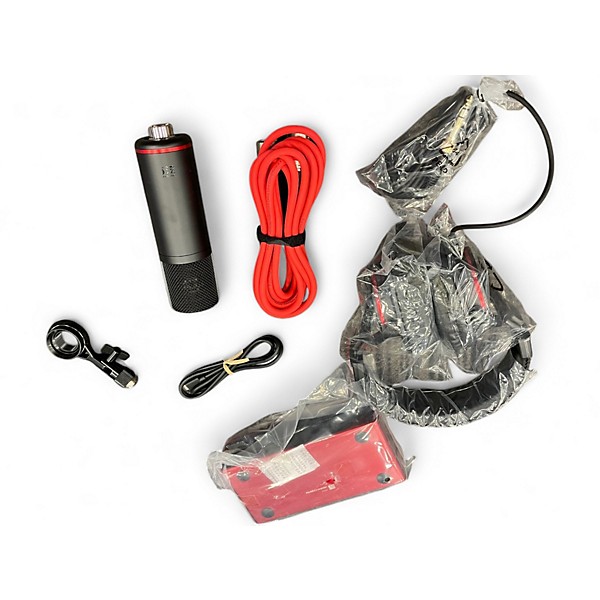 Used Focusrite 2I2 STUDIO