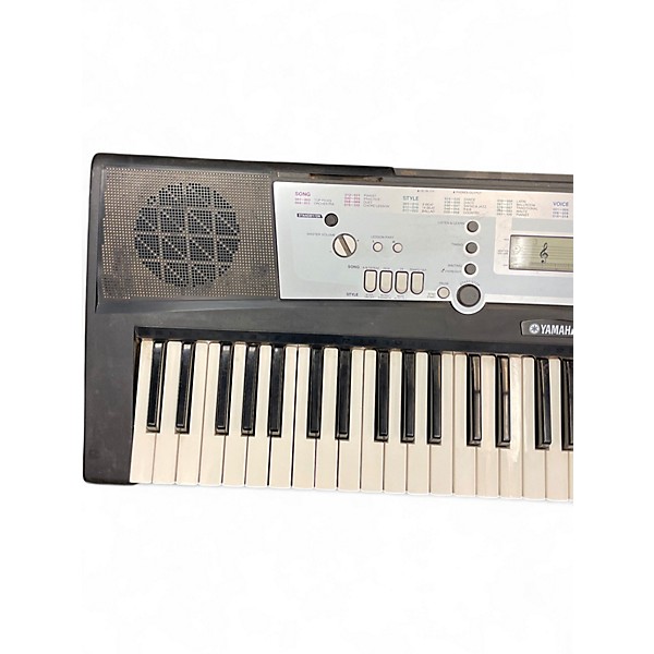 Used Yamaha YPT-200 Digital Piano