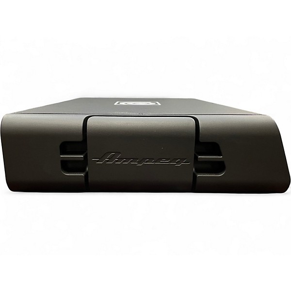 Used Ampeg VENTURE V12 Bass Amp Head