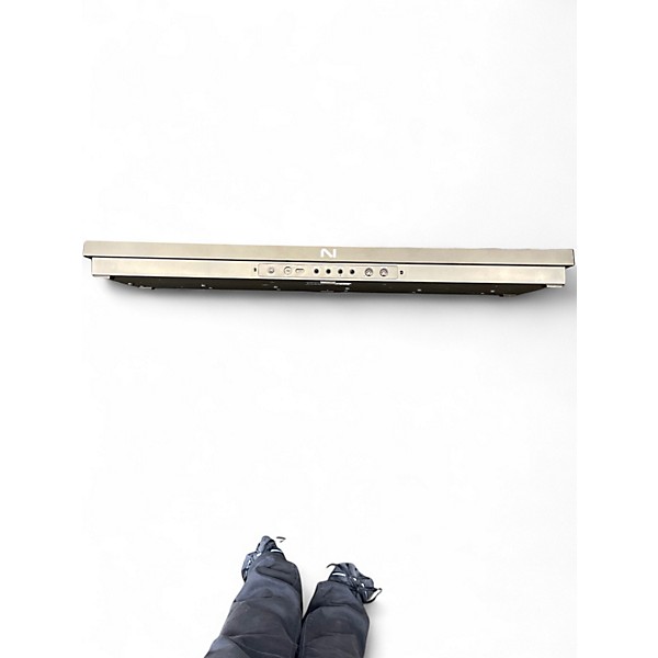 Used Native Instruments Komplete Kontrol S61 MK3