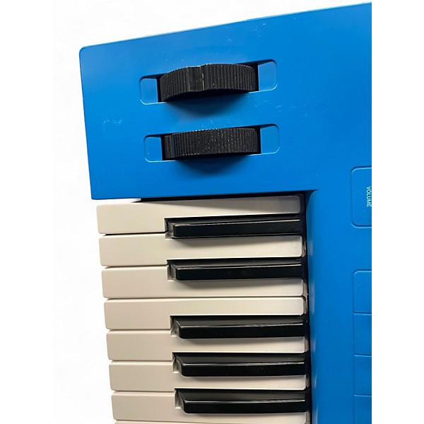 Used Yamaha MX61 61 Key Keyboard Workstation
