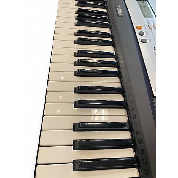 Used Yamaha YPT200 Portable Keyboard