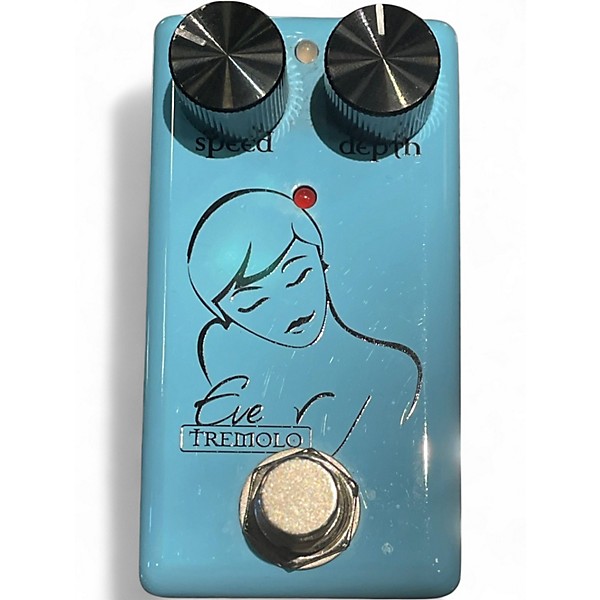 Used Red Witch Seven Sisters Eve Tremolo Effect Pedal