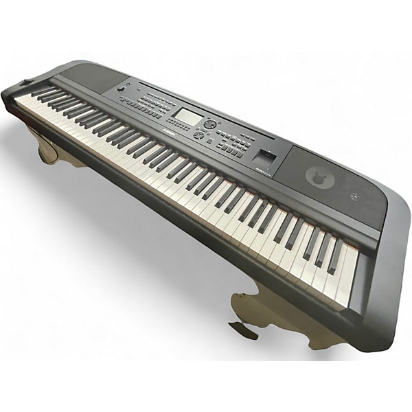 Used Yamaha DGX640 88 Key Digital Piano