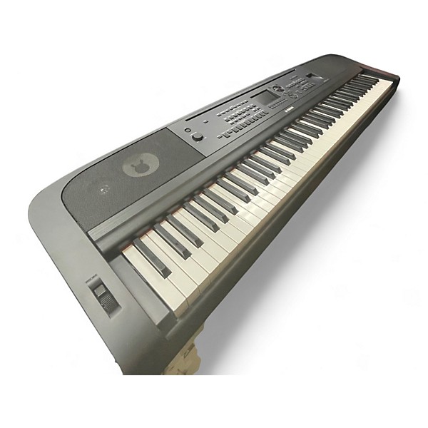 Used Yamaha DGX640 88 Key Digital Piano