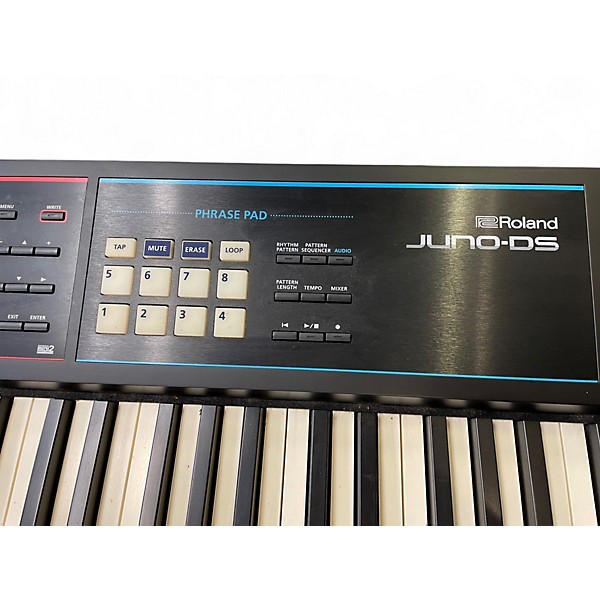 Used Roland JUNO DS88 Keyboard Workstation
