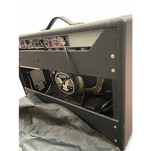 Used Fender Deluxe Reverb 22W 1x12 Tube Guitar Combo Amp