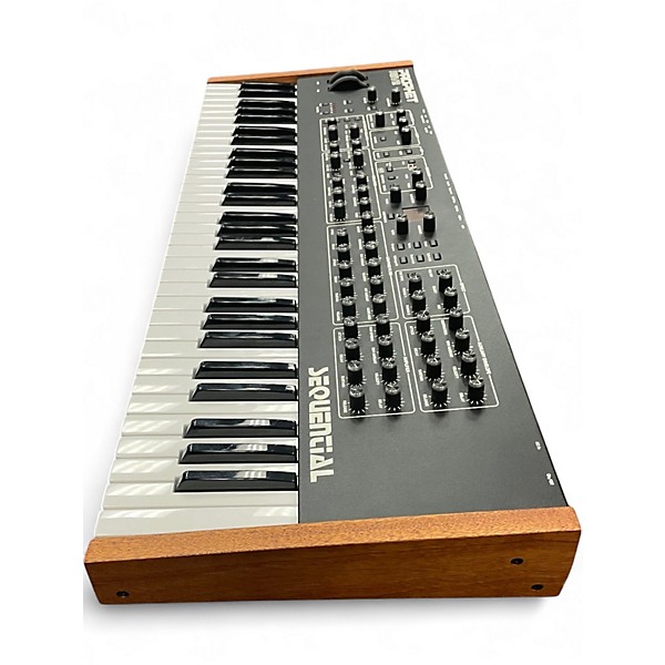 Used Sequential Prophet rev 2 16 voice 61 key Synthesizer