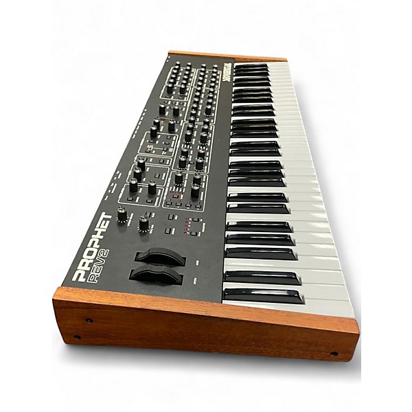 Used Sequential Prophet rev 2 16 voice 61 key Synthesizer