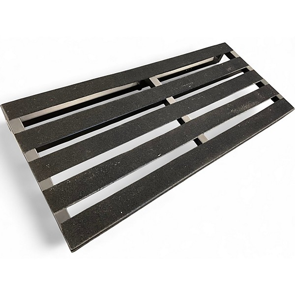 Used Pedaltrain Novo 32 Pedal Board