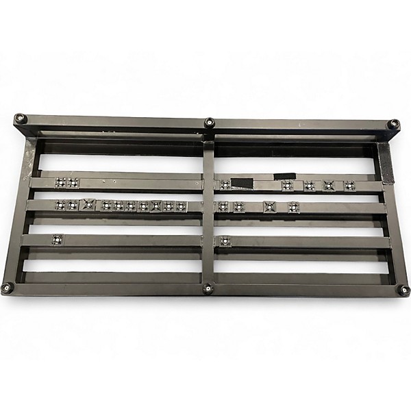 Used Pedaltrain Novo 32 Pedal Board