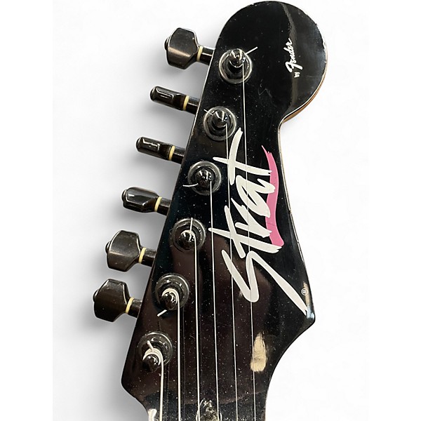 Vintage 1989 Fender HM Heavy Metal Stratocaster Razz Berry Solid Body Electric Guitar