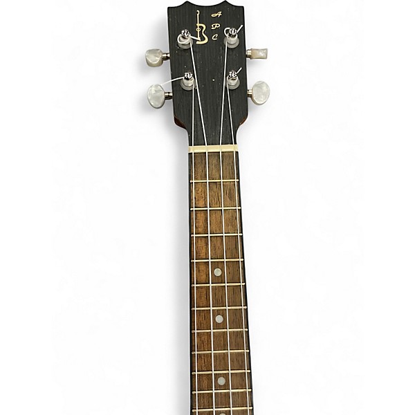 Used Antonio Pinto SS Natural Ukulele