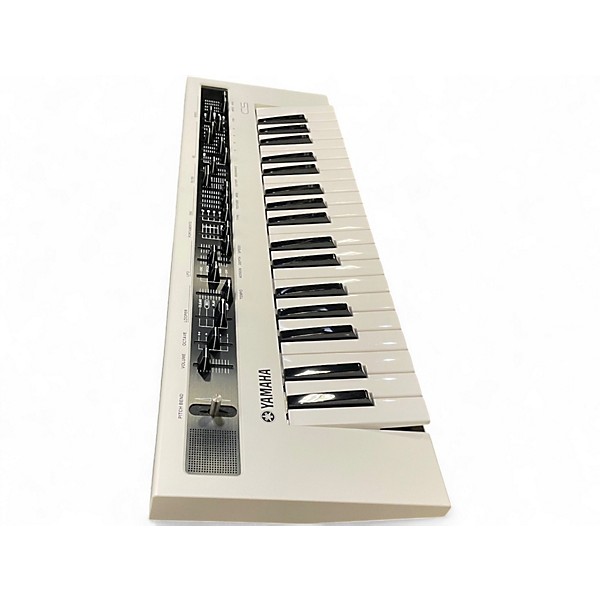 Used Yamaha Reface CS Keyboard Workstation