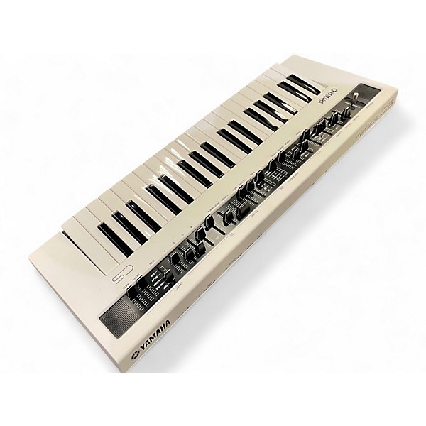 Used Yamaha Reface CS Keyboard Workstation