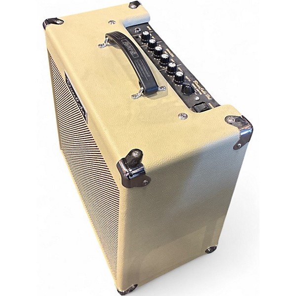 Used Roland Blues Cube Hot Guitar Combo Amp