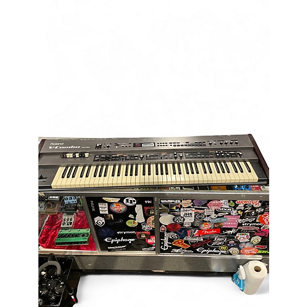 Used Roland vr760 Keyboard Workstation