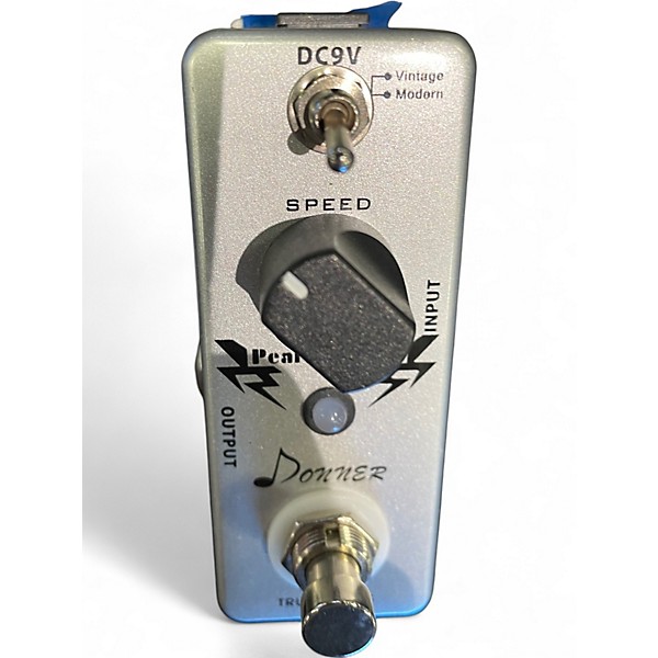 Used Donner Pearl Tremor Effect Pedal