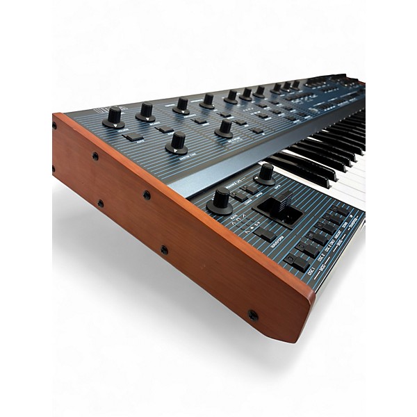 Used Behringer UB-XA Synthesizer