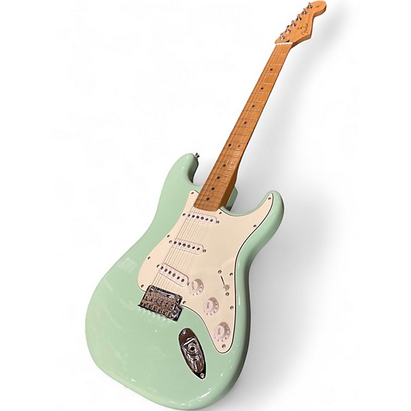 Used 2023 Fender 2023 Special Edition Player Stratocaster Birch Green Solid Body Electric Guitar