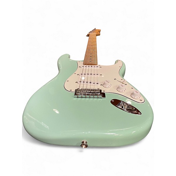 Used 2023 Fender 2023 Special Edition Player Stratocaster Birch Green Solid Body Electric Guitar
