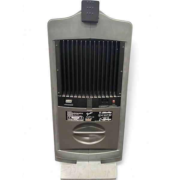 Used Fender Passport P250 Sound Package