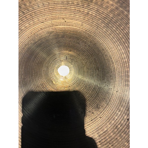 Used Zildjian 18in avedis crash Cymbal