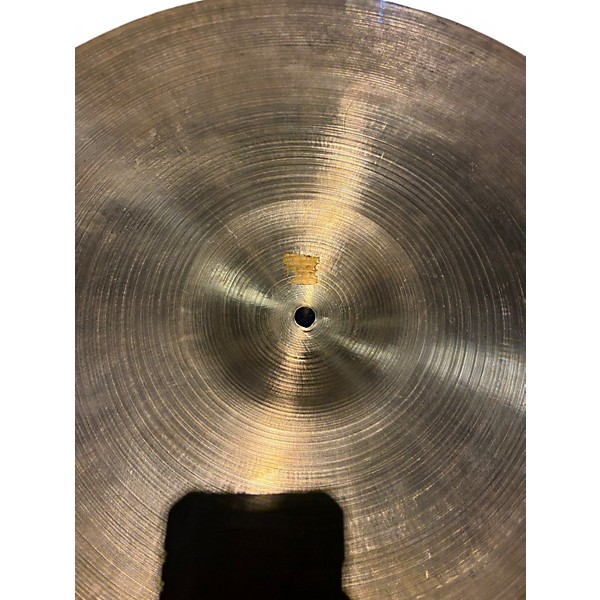 Used Zildjian 18in avedis crash Cymbal