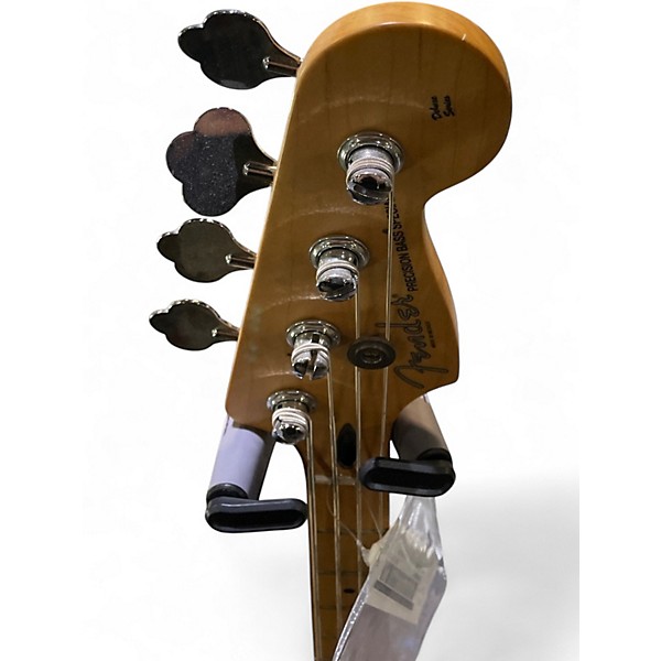 Used Fender  Deluxe Active P Bass Special White Electric Bass Guitar