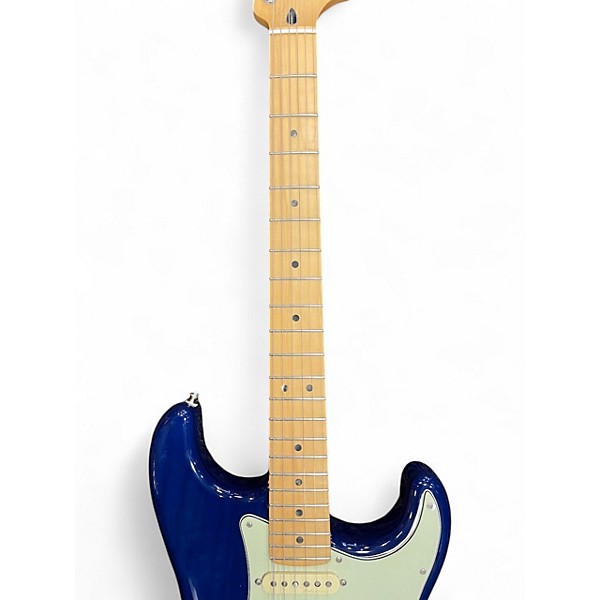 Used Fender DELUXE STRAT SAPHIRE BLUE TRANSPERNT Solid Body Electric Guitar