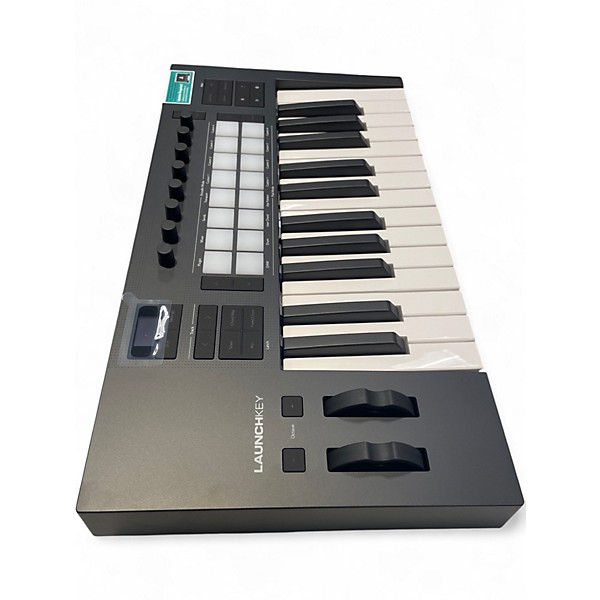 Used Novation Launchkey 25 Key MIDI Controller