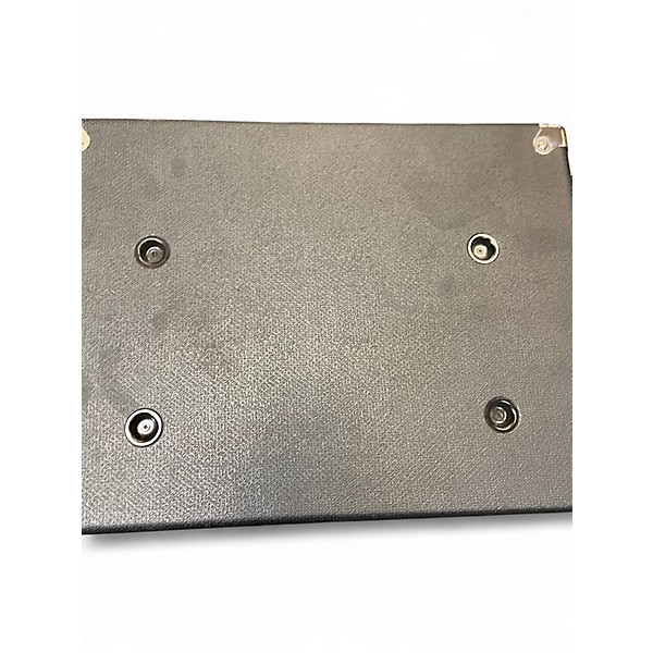 Used Fender rumble 2x10 Bass Cabinet