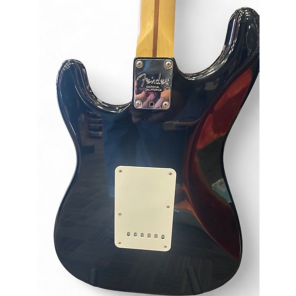 Used Fender Eric Clapton "Blackie" Stratocaster Black Solid Body Electric Guitar