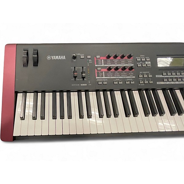 Used Yamaha MOXF8 88 Key Keyboard Workstation